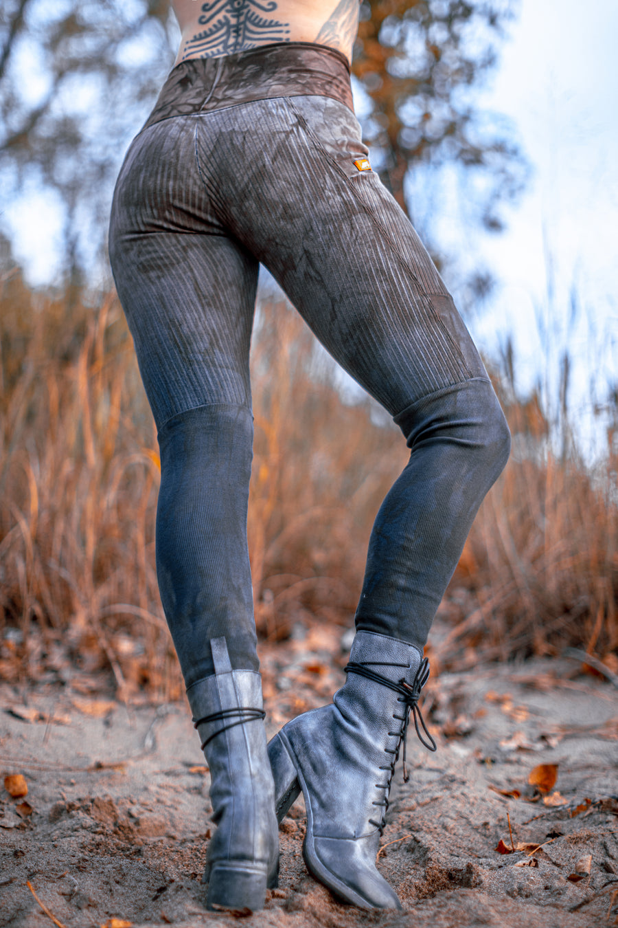 Limited Edition Rib Lucien Pocket Leggings