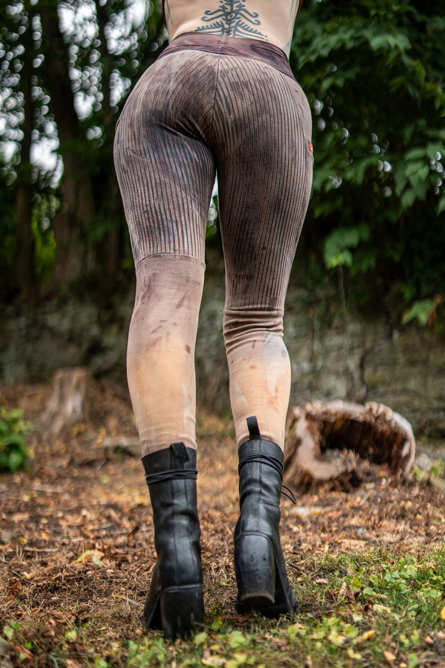 Limited Edition Rib Lucien Pocket Leggings - With Silver Streak