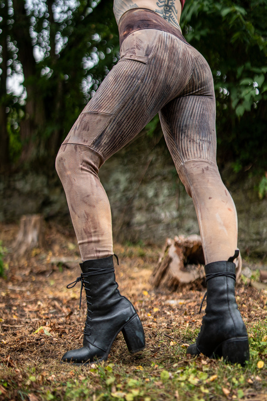 Limited Edition Rib Lucien Pocket Leggings - With Silver Streak